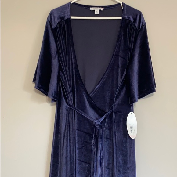 Navy wrap dress with tassels - Picture 2 of 4